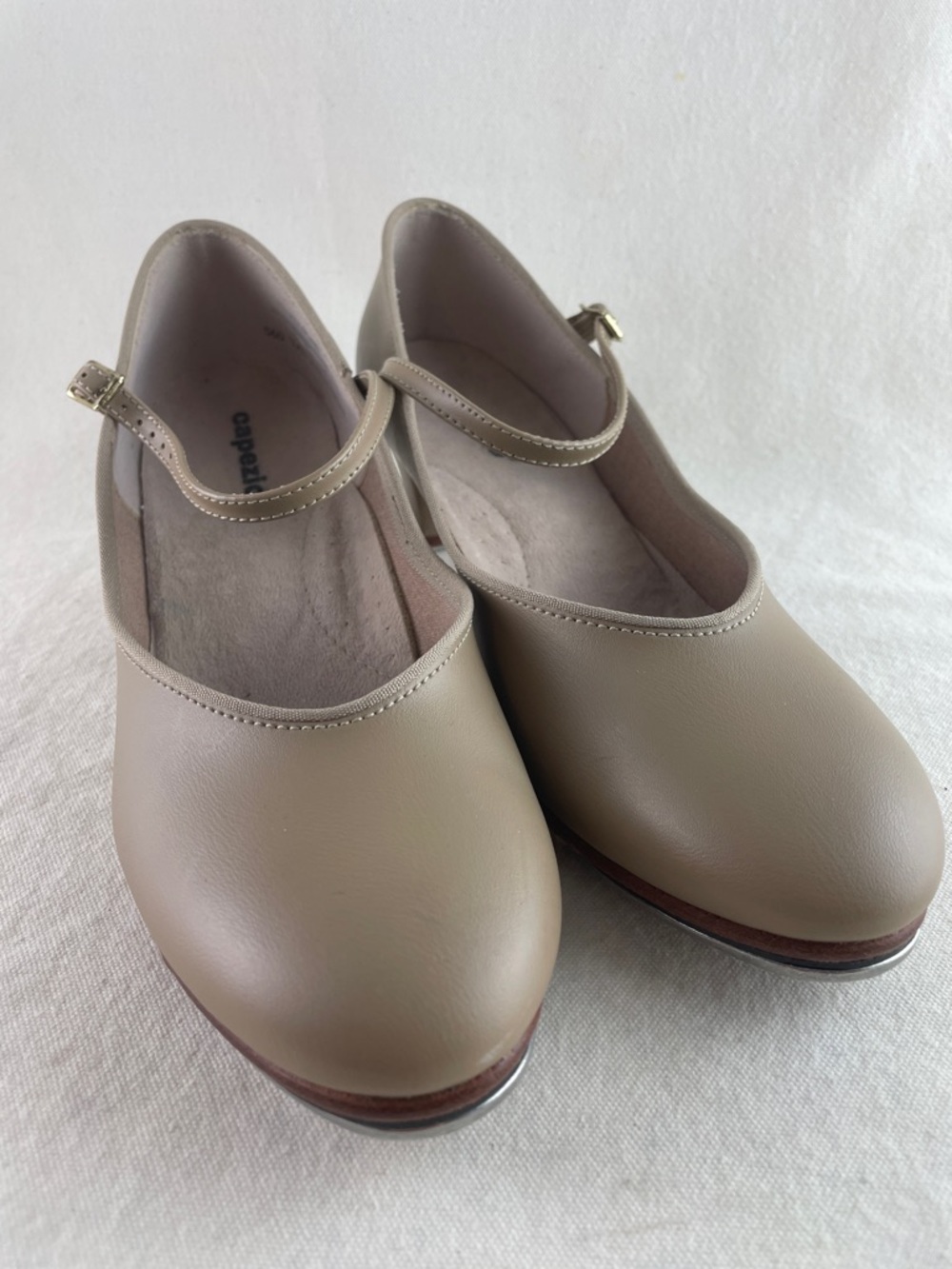 Capezio Tap Leather Shoes Size 10
